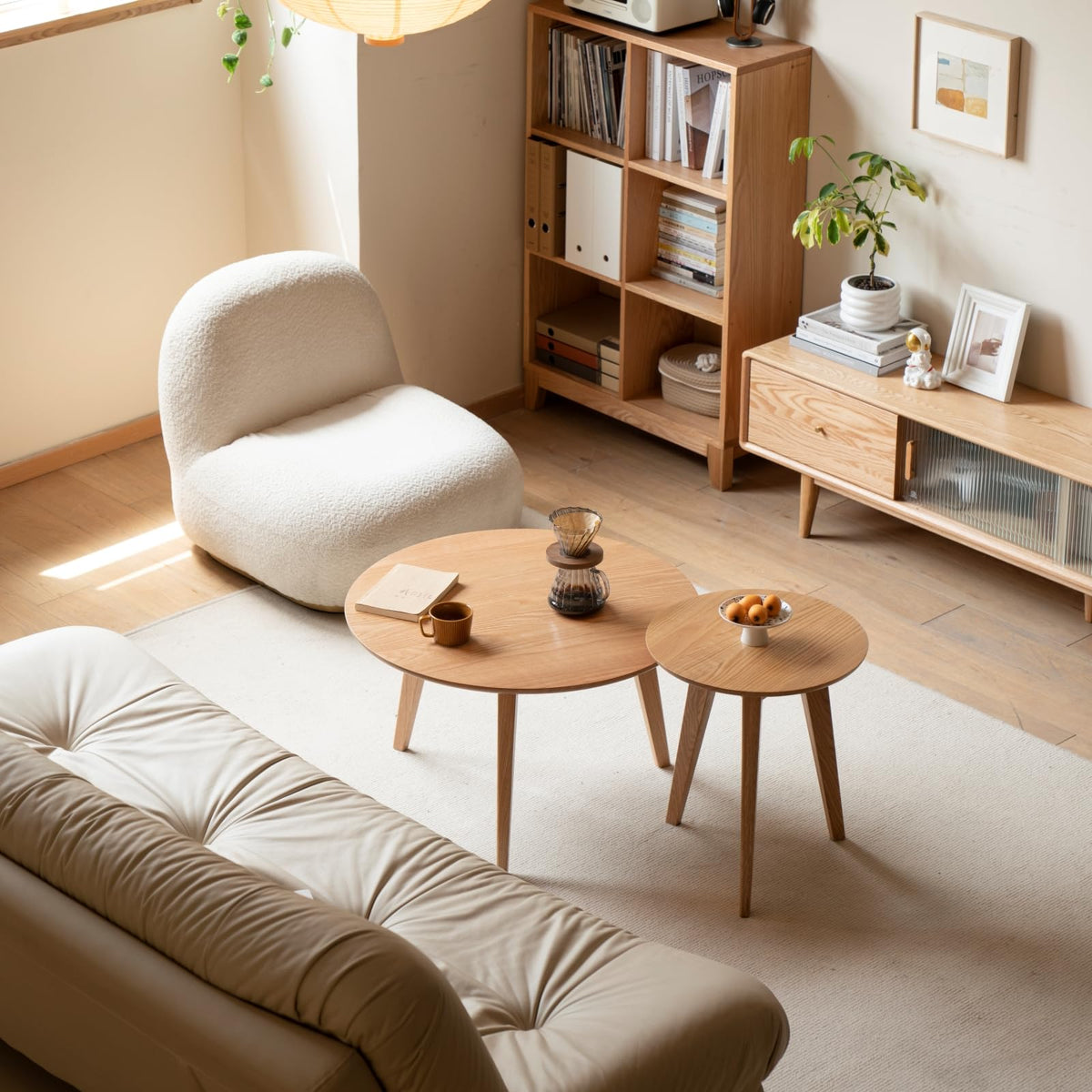 Vadisun Round End Table - Accent Side Table with 3 Legs, 100% Natural Solid Wood Side Table for Living Room, Eco-Friendly Painted Small End Table for Bedroom Office Small Spaces