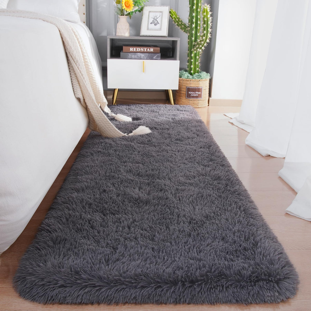 Chicrug Soft Runner Rug for Bedroom Living Room Plush Fluffy Rug 2x10