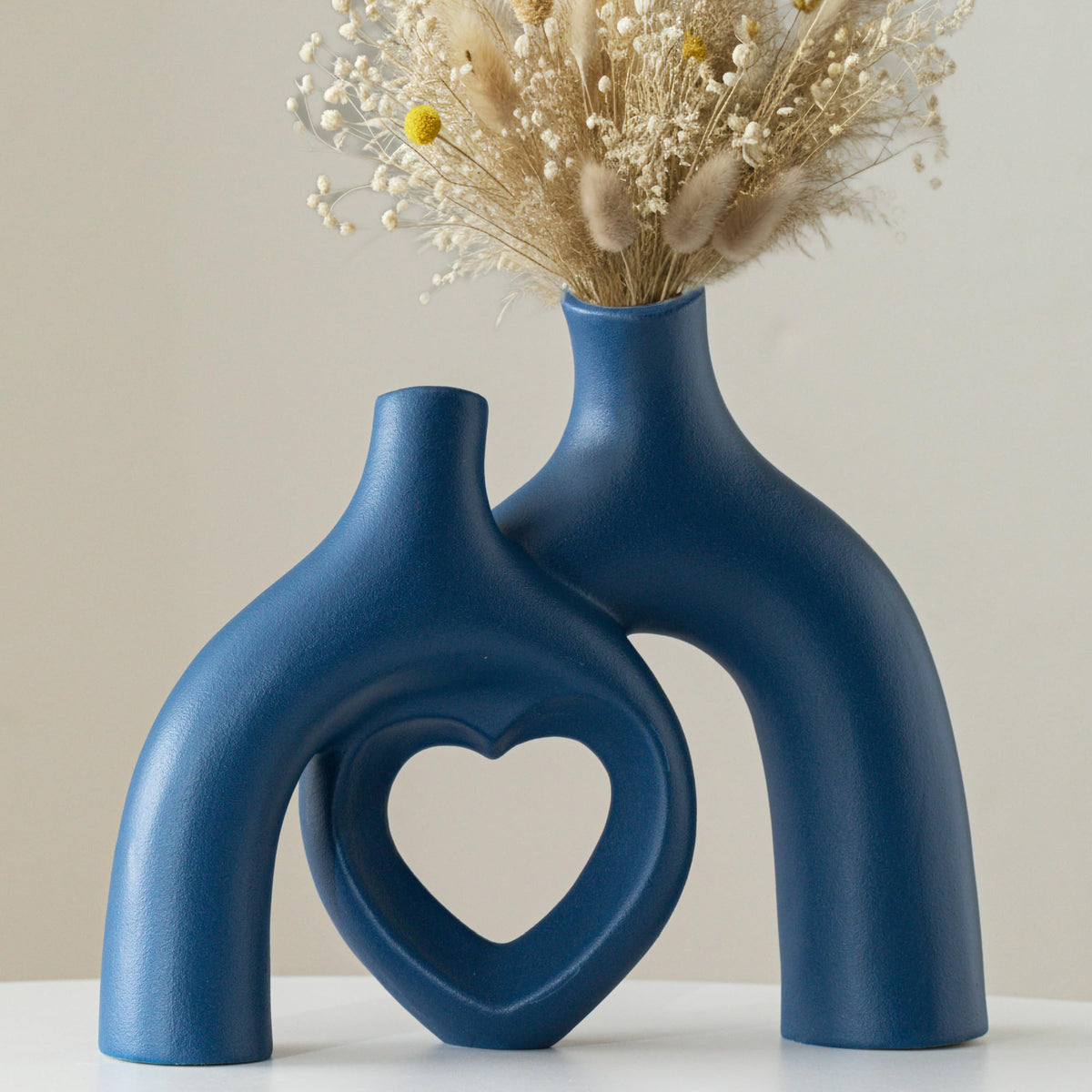 Lvases Snuggle Hollow Ceramic Decorative Vase, Modern Minimalist Nordic Boho Ins Style Vases for Home Decor Living Room Shelf Entryway Coffee Table or Console Décor