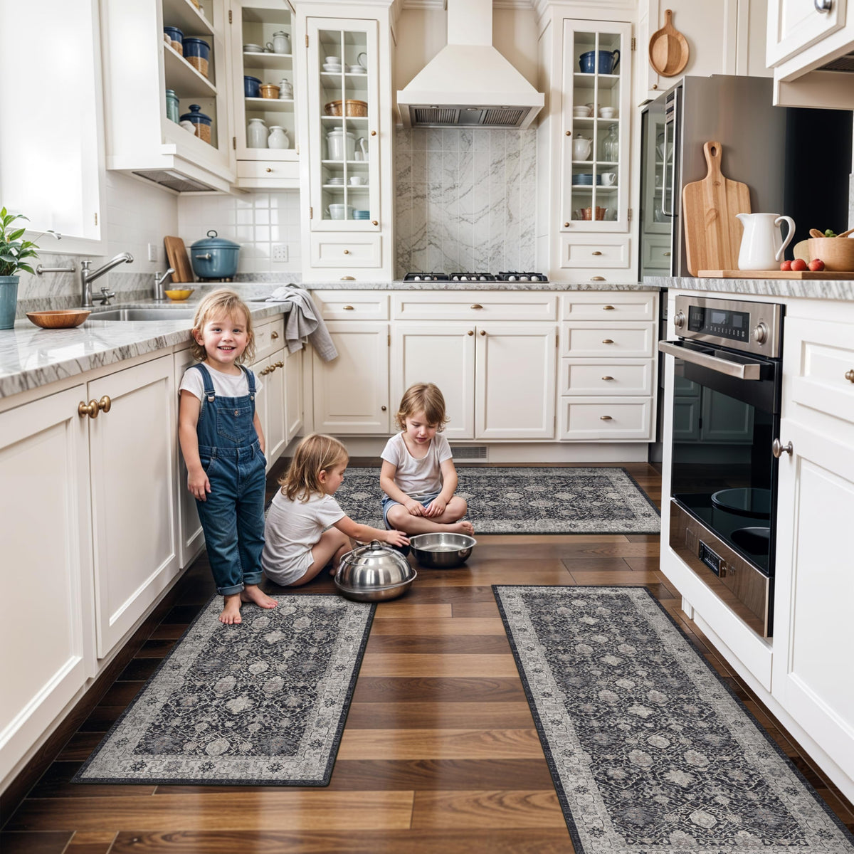 Vintage Washable Non-Slip Hallway Runner Rug, 2' x 7'