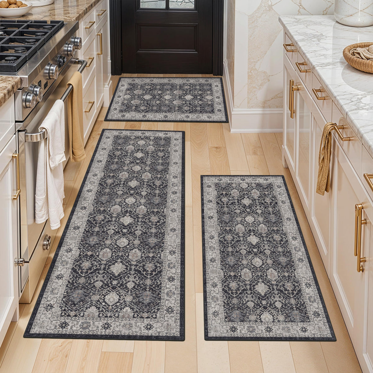 Vintage Washable Non-Slip Hallway Runner Rug, 2' x 7'